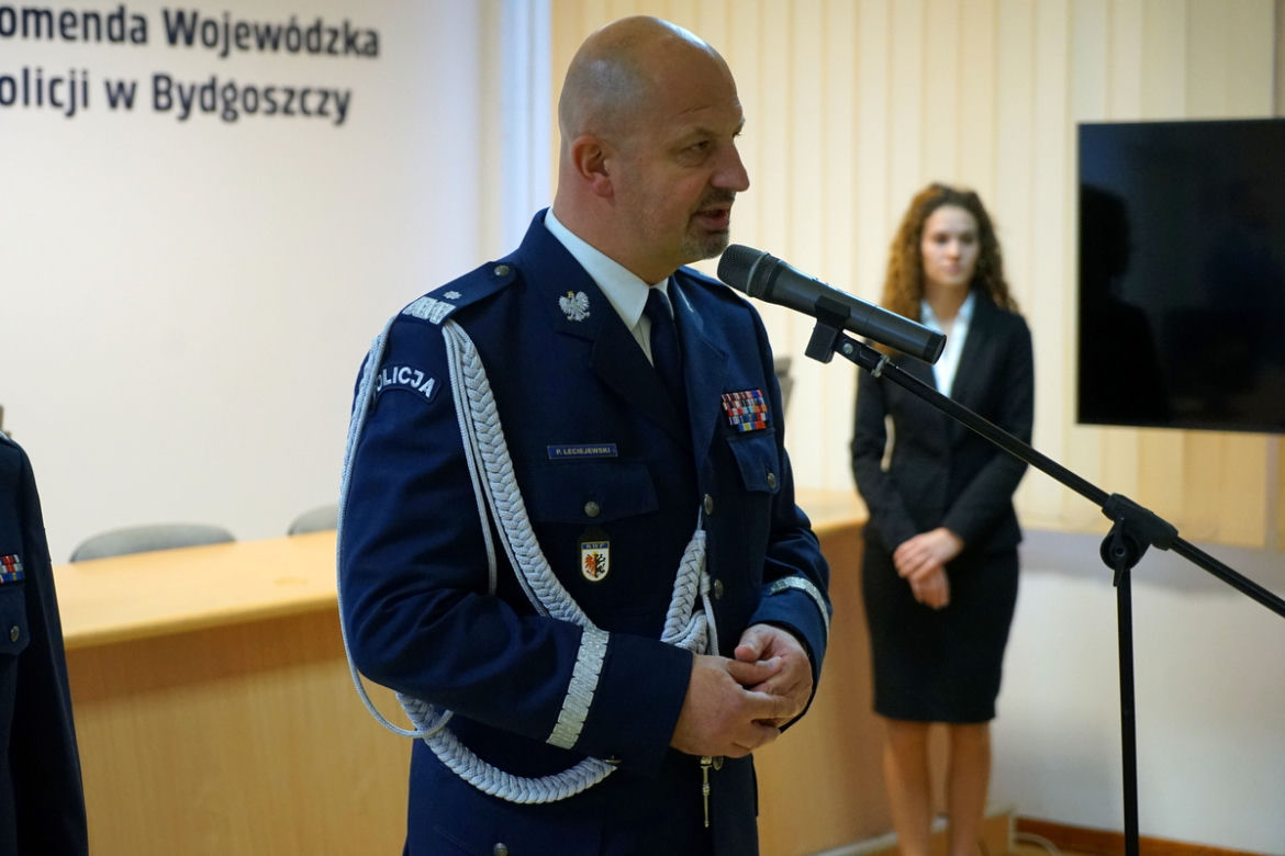 Nowi policjanci w Bydgoszczy i regionie! Ślubowanie złożyło 23 funkcjonariuszy 