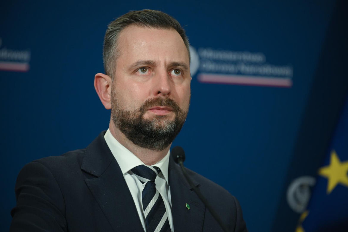Szef MON Władysław Kosiniak-Kamysz podczas konferencji "Szpejowisko 2.0" w siedzibie Dowództwa Wojsk Obrony Terytorialnej w Zegrzu