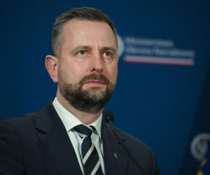 Szef MON Władysław Kosiniak-Kamysz podczas konferencji Szpejowisko 2.0 w siedzibie Dowództwa Wojsk Obrony Terytorialnej w Zegrzu