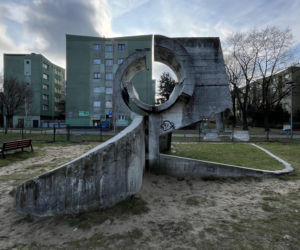 Betonowa zjeżdżalnia w Tychach