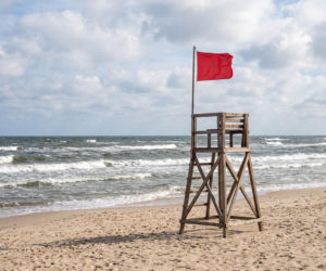Sinice Sopot. Czy w Sopocie można się kąpać 24.07? Flaga, warunki pogodowe