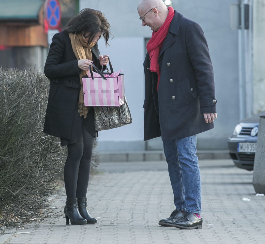 Premier kupił kwiaty a Kamiński bieliznę