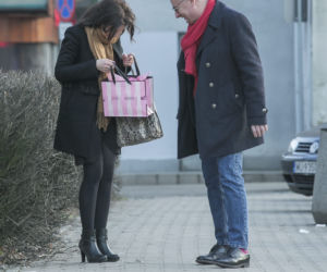 Premier kupił kwiaty a Kamiński bieliznę