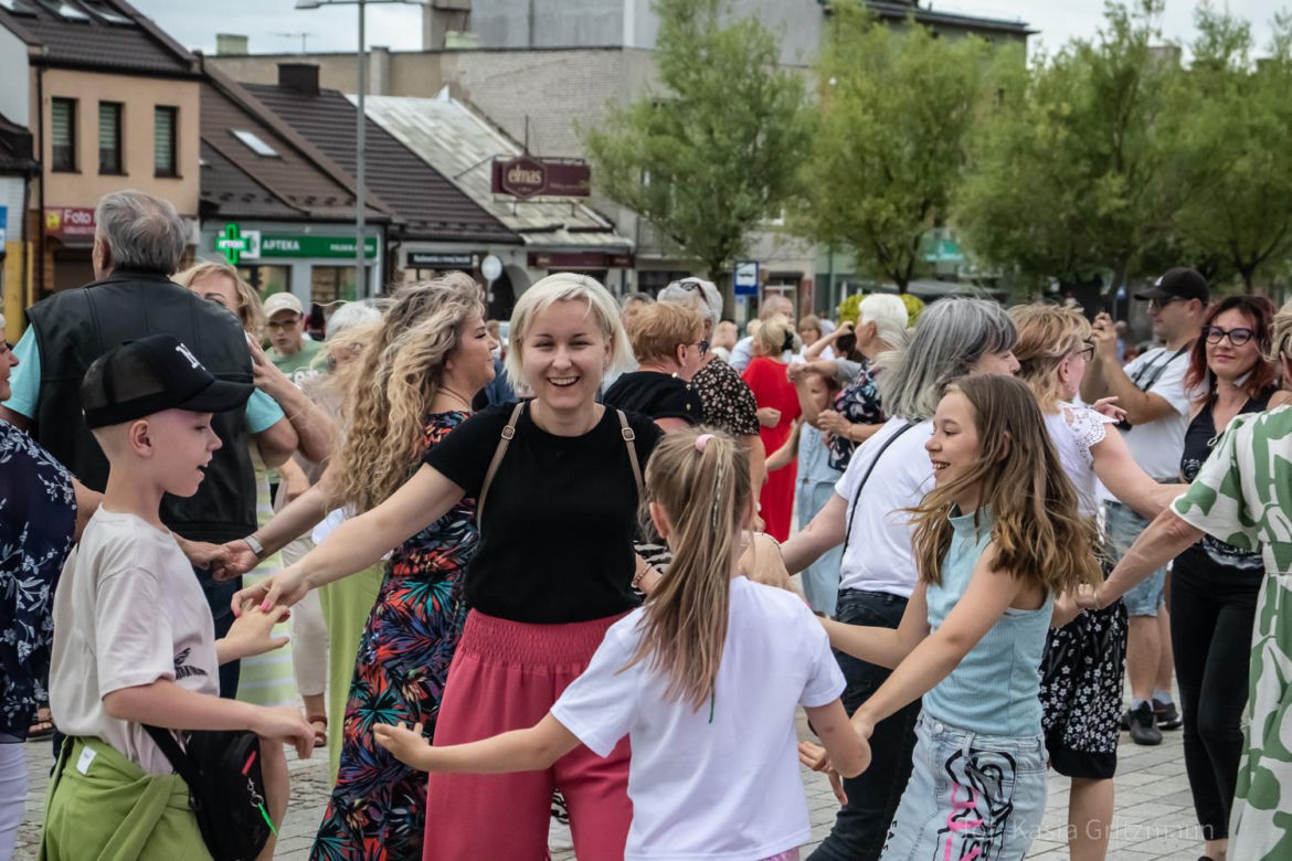 Starachowickie potańcówki na Rynku 2025