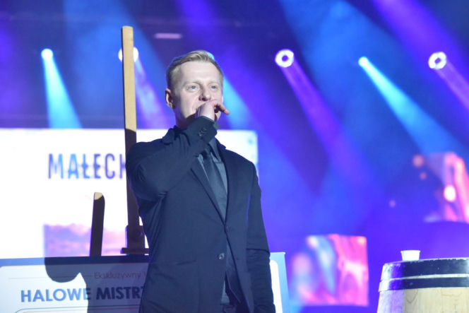 XIV Marszałkowski Bal Dobroczynny w CKK Jordanki. Koncert Kuby Badacha i licytacje