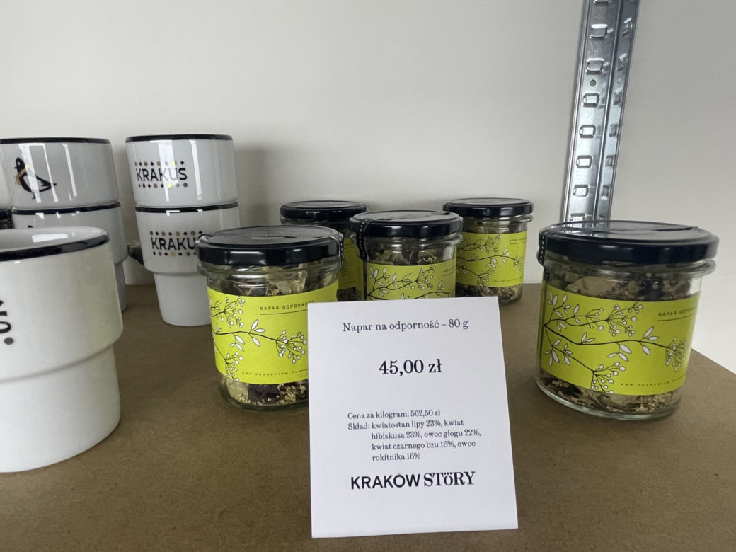 Absurdalne ceny w sklepie miejskim Kraków Story? Sprawdziliśmy, jak jest naprawdę