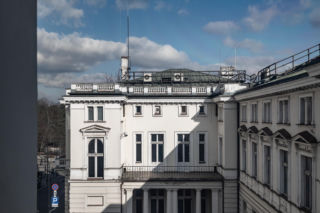 Art Warsaw Villa Róż: Ponad 50 galerii sztuki współczesnej z Polski i świata - wystawy, performansy i inne