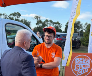Gorące gwiazdy i tłumy mieszkańców! Ekipa ESKA Summer City na dożynkach w Kobierzycach