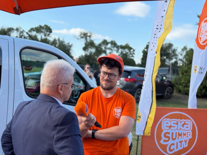 Gorące gwiazdy i tłumy mieszkańców! Ekipa ESKA Summer City na dożynkach w Kobierzycach