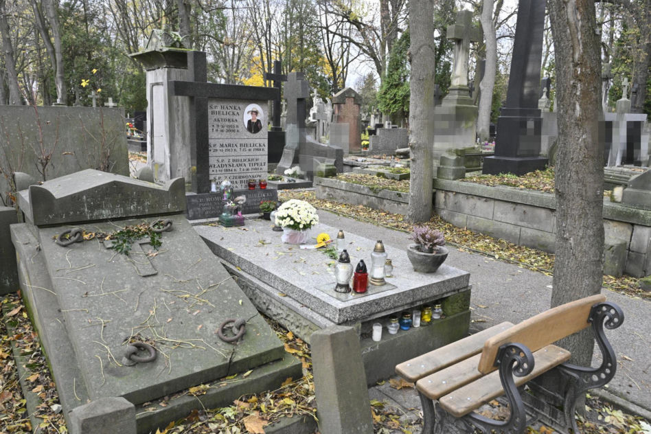 Hanka Bielicka -tak dziś wygląda jej grób