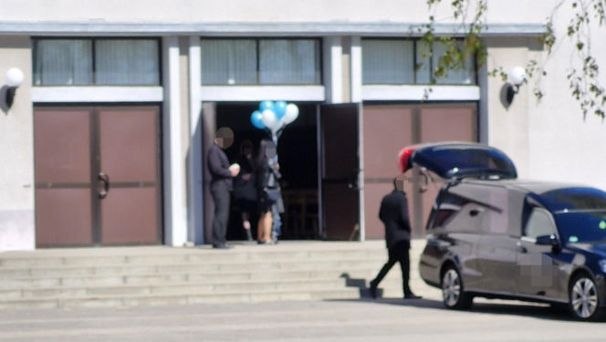 Pogrzeb 4-letniego Szymka. Chłopczyk wypadł z balkonu w Bydgoszczy