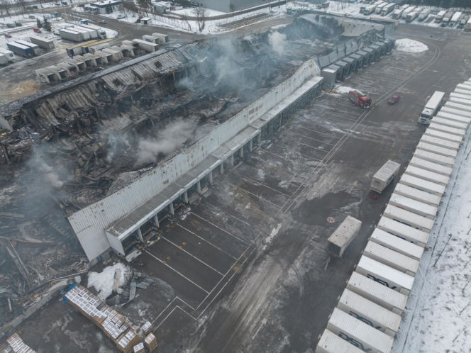 Wielki pożar magazynu pod Poznaniem. Skala zniszczeń poraża!