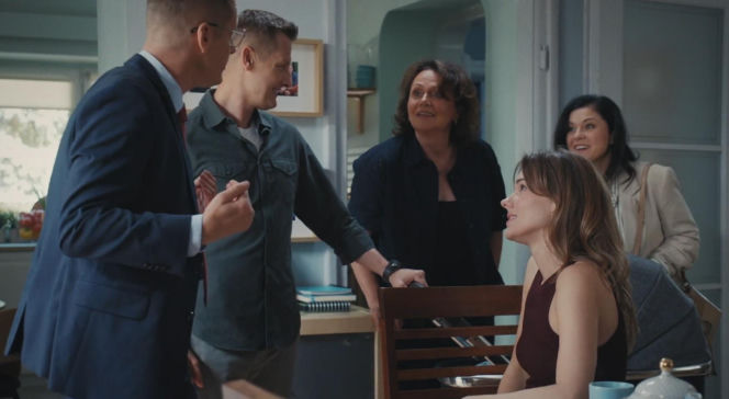 M jak miłość odc. 1897. Franka (Dominika Kachlik), Paweł (Rafał Mroczek), Piotrek (Marcin Mroczek), Marysia (Małgorzata Pieńkowska), Kinga (Katarzyna Cichopek)