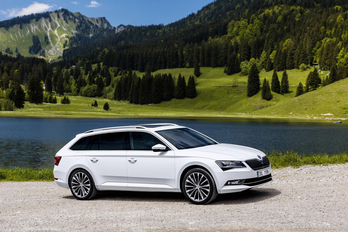 Nowa Skoda Superb Combi