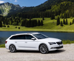 Nowa Skoda Superb Combi