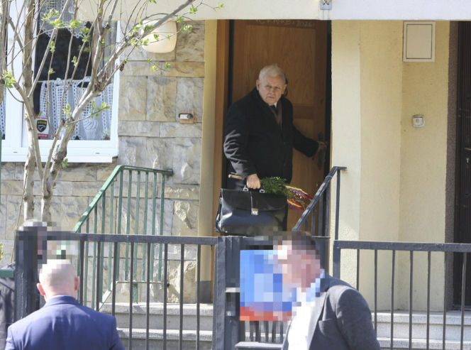 Jarosław Kaczyński szykuje się do świąt. Prezes PiS z kolorową palmą