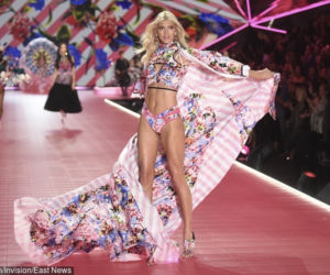 Pokaz Victoria's Secret