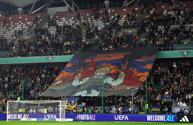 Transparenty na meczu Ukraina - Islandia