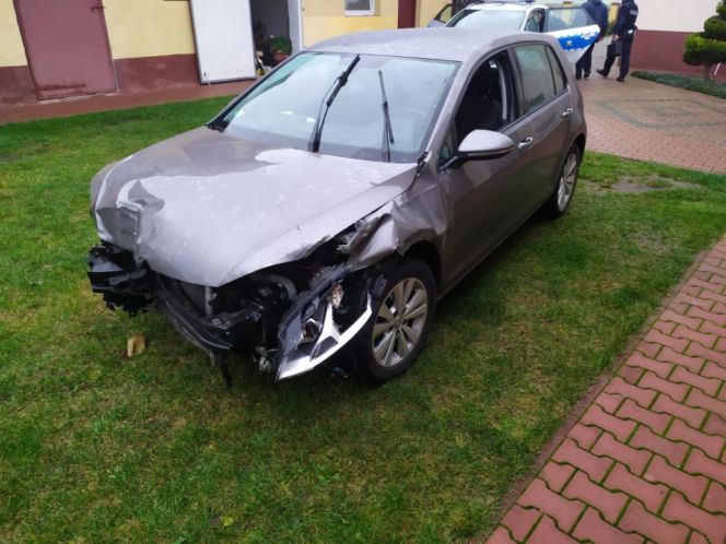 Zrównał kapliczkę z ziemią i uciekł! Jak 55-latek wytłumaczył się policji? 