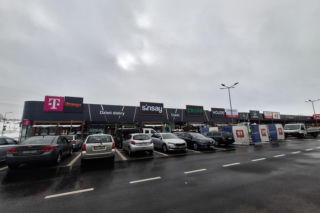 Na to czekały tysiące tarnogórzan. Park handlowy S1 w Tarnowskich Górach w końcu otwarty. Promocje i DJ rozkręcają to miejsce