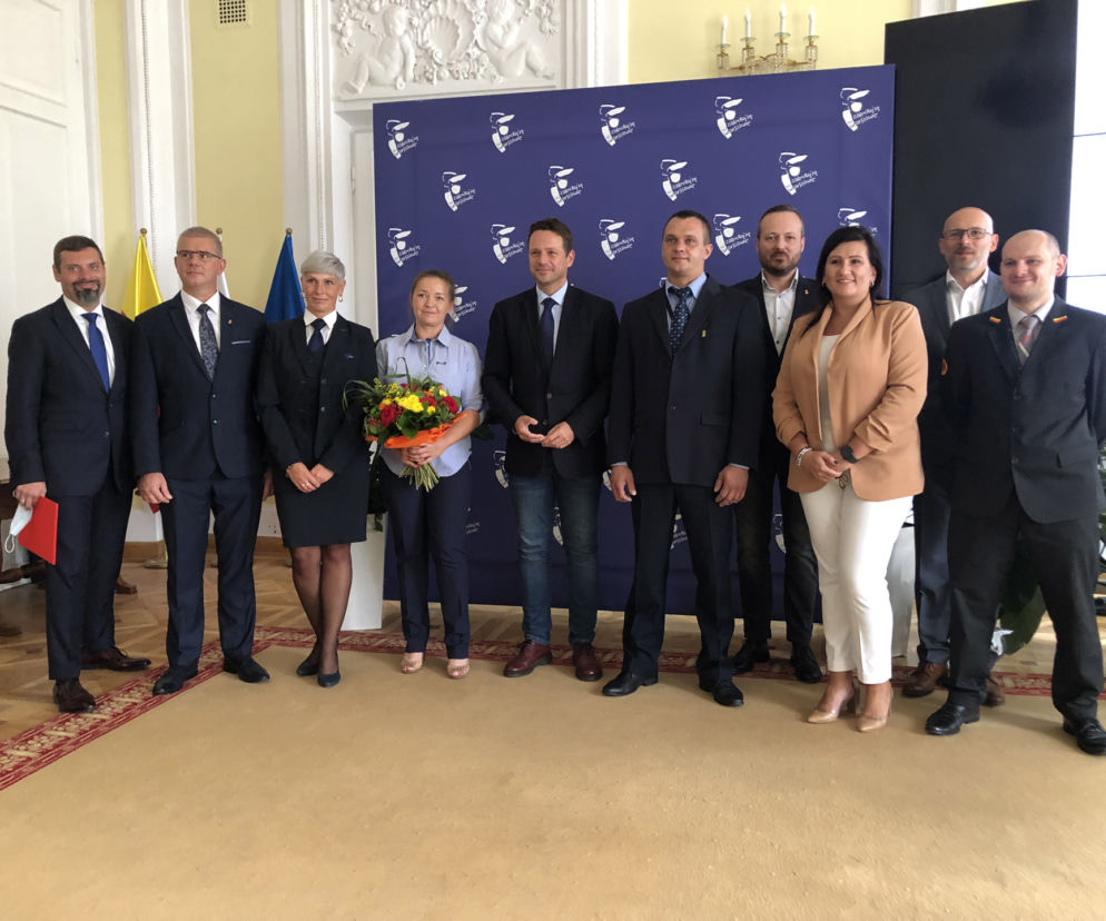 Oto warszawscy bohaterowie. Oni ratowali życie pasażerom