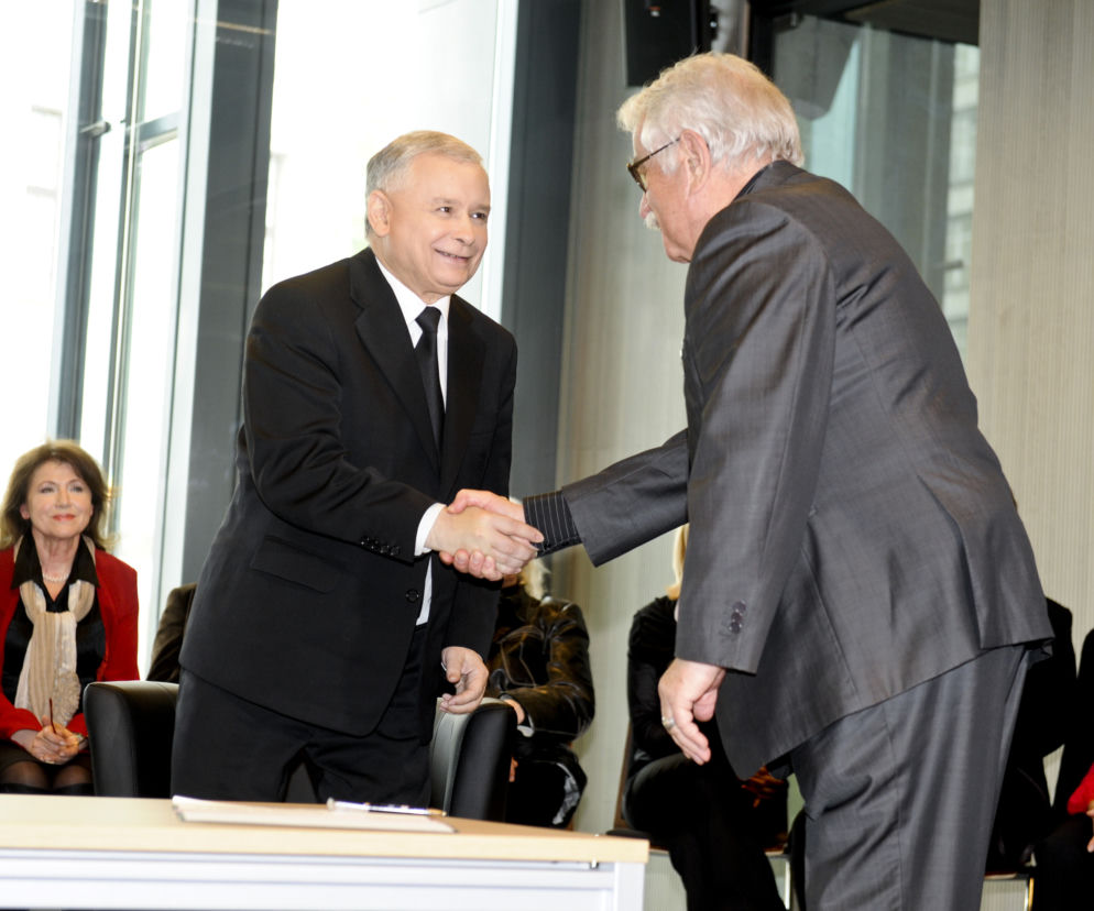 Kto popiera Jarosława Kaczyńskiego
