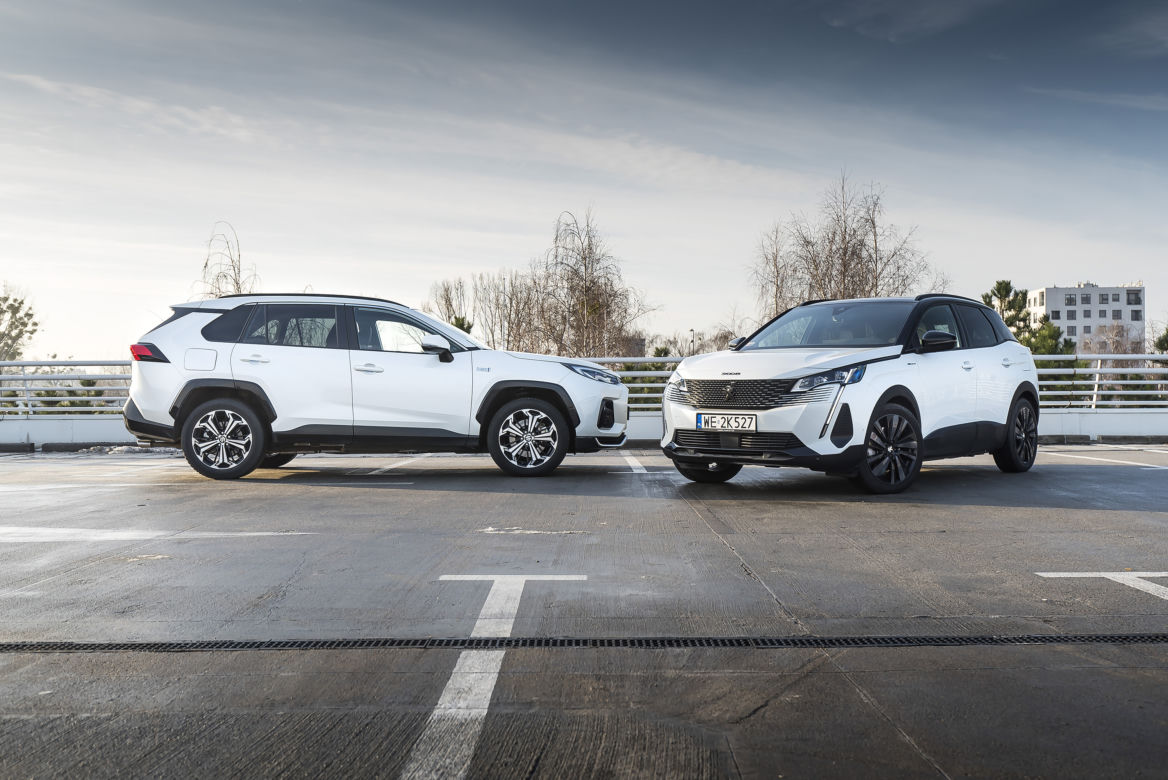 Suzuki Across Plug-in Hybrid i-AWD vs. Peugeot 3008 HYbrid4