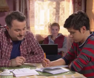 	Pierwsza miłość. Emilka (Anna Ilczuk), Bartek (Rafał Kwietniewski), Mirek (Maurycy Torbicz) 