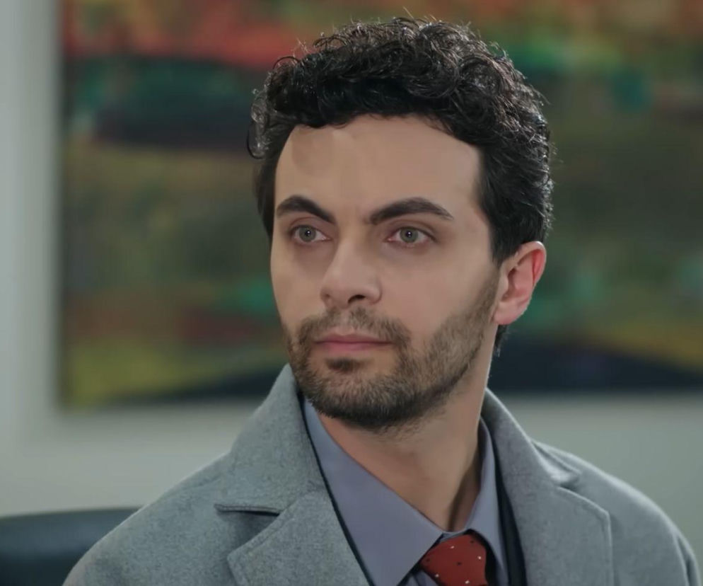 Panna młoda, odcinek 25: Gdy Engin decyduje się pomóc bratu Hancer, Cihan oskarża go o zdradę