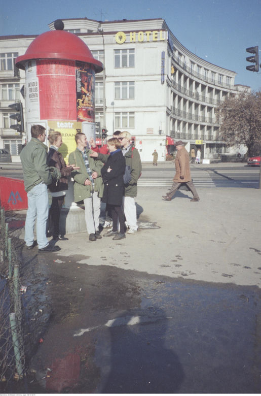 Warszawa z lat 90. Nie uwierzysz, że tak wyglądała stolica 25 lat temu	