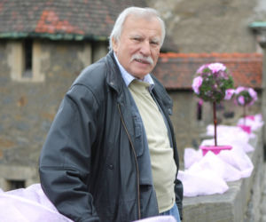 Zmarli aktorzy Świata według Kiepskich. 63 nazwiska. To klątwa?