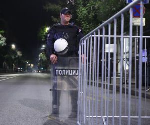 Głosowanie zakończone, ale emocje nie opadają. W Serbii policja szykuje się na demonstracje