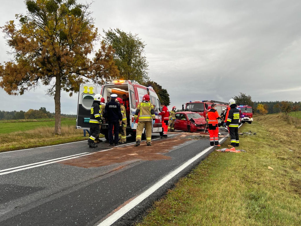 Wypadek na DK 25! Nie żyje jedna osoba [GALERIA]
