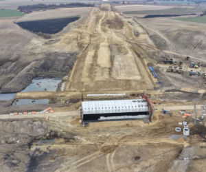 Budowa S8 pod Wrocławiem nabiera tempa. Zobacz najnowsze zdjęcia z placu budowy