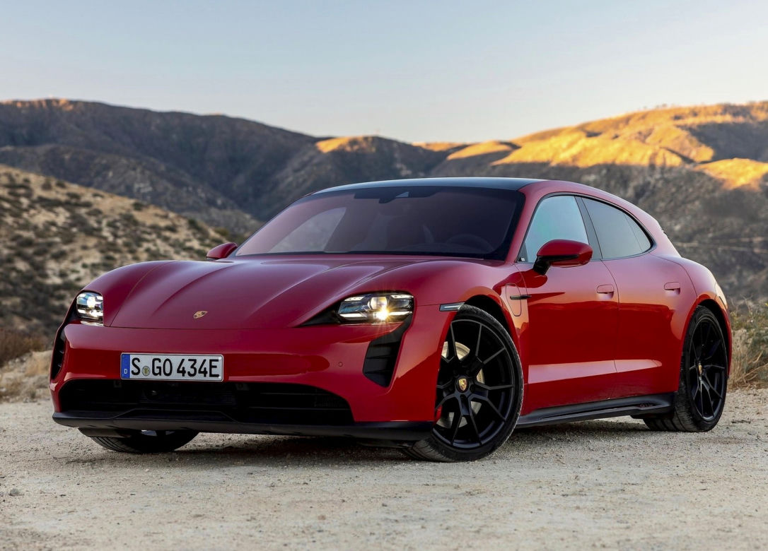 Porsche Taycan GTS Sport Turismo