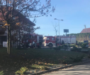 Pożar w szkole podstawowej w Zielonkach.Trwa ewakuacja [ZDJĘCIA]