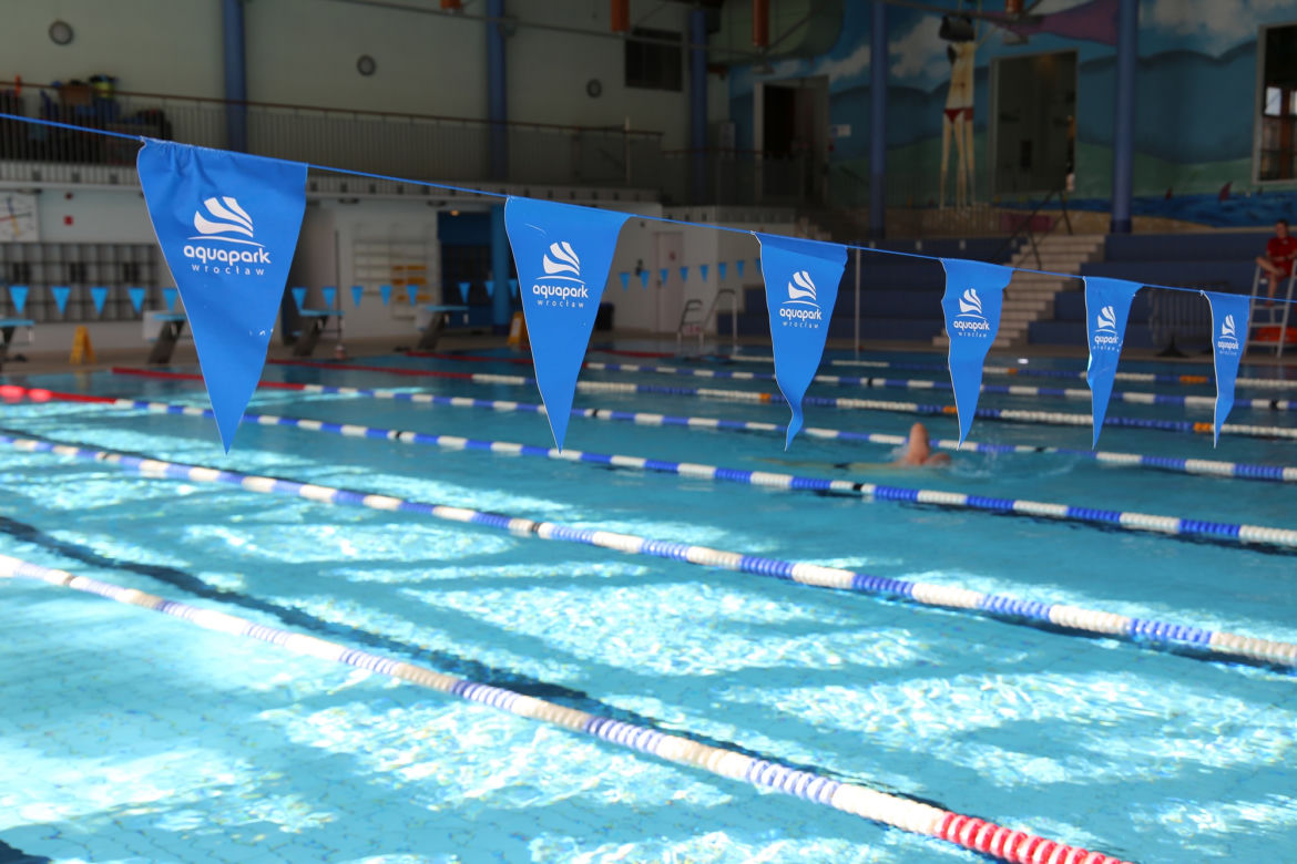Basen sportowy we wrocławskim Aquaparku