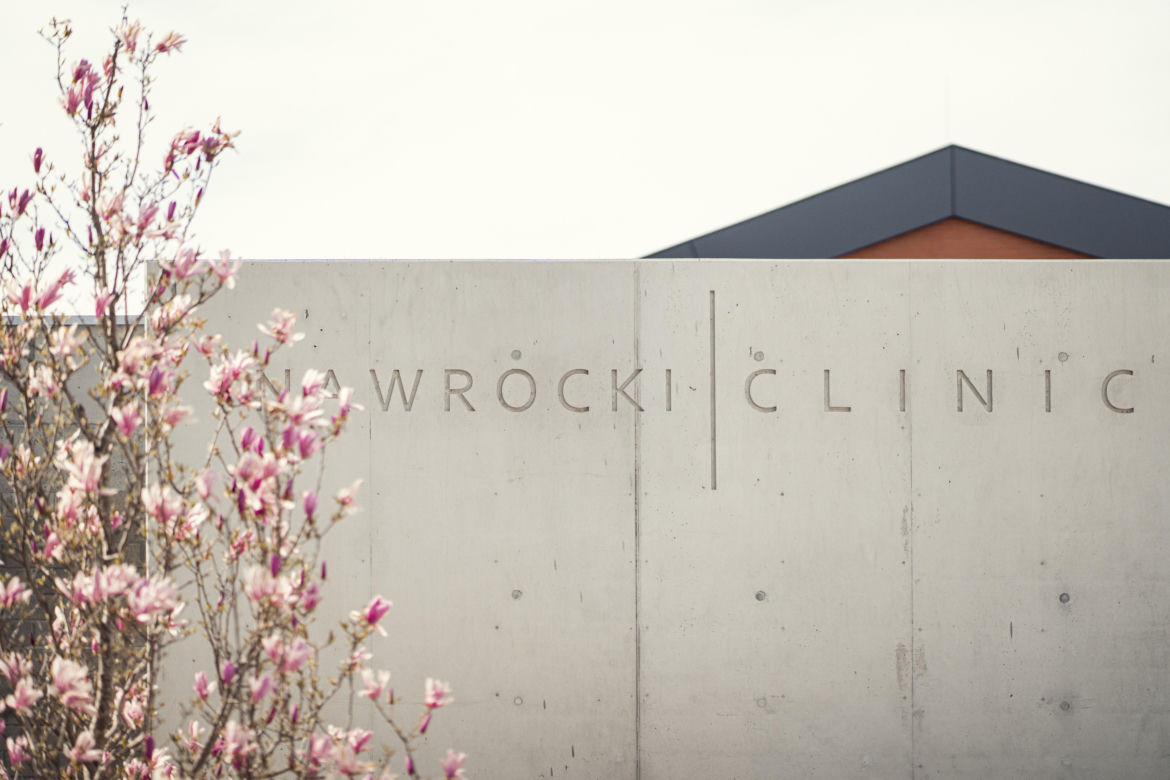 Zobacz klinikę dentystyczną w Gdańsku. Zdjęcia wyjątkowego wnętrza w zabytkowym spichlerzu