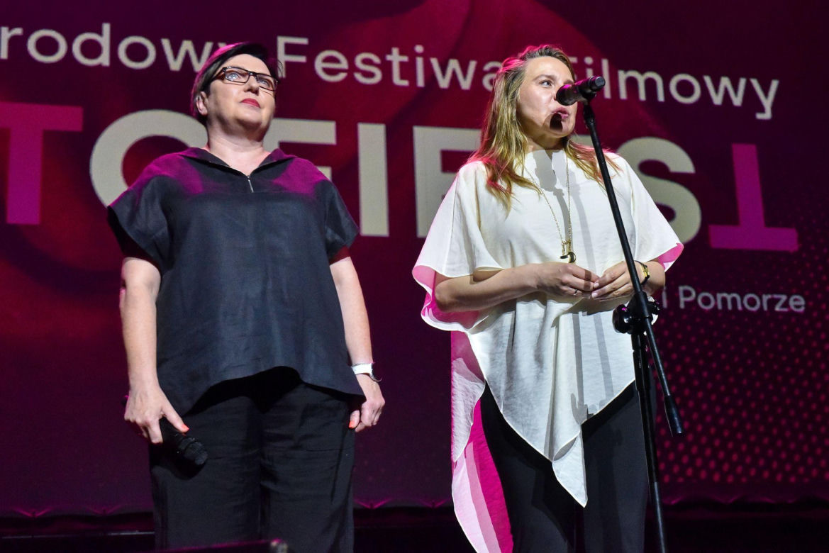 Gala Otwarcia 24. MFF BellaTOFIFEST w Toruniu. Elegancja i zachwycające kreacje gwiazd w CKK Jordanki