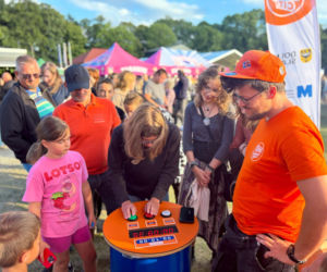 Gorące gwiazdy i tłumy mieszkańców! Ekipa ESKA Summer City na dożynkach w Kobierzycach