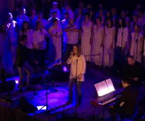 Koncert muzyki chrześcijańskiej przyciągnął tłumy! Zobacz zdjęcia z Cecylianki