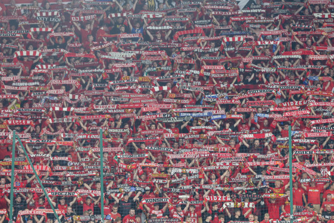 Widzew Łódź - Lech Poznań: Zdjęcia kibiców z meczu 6. kolejki PKO BP Ekstraklasy