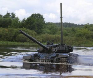 Białoruś prezentuje zmodernizowane czołg T-72BM2