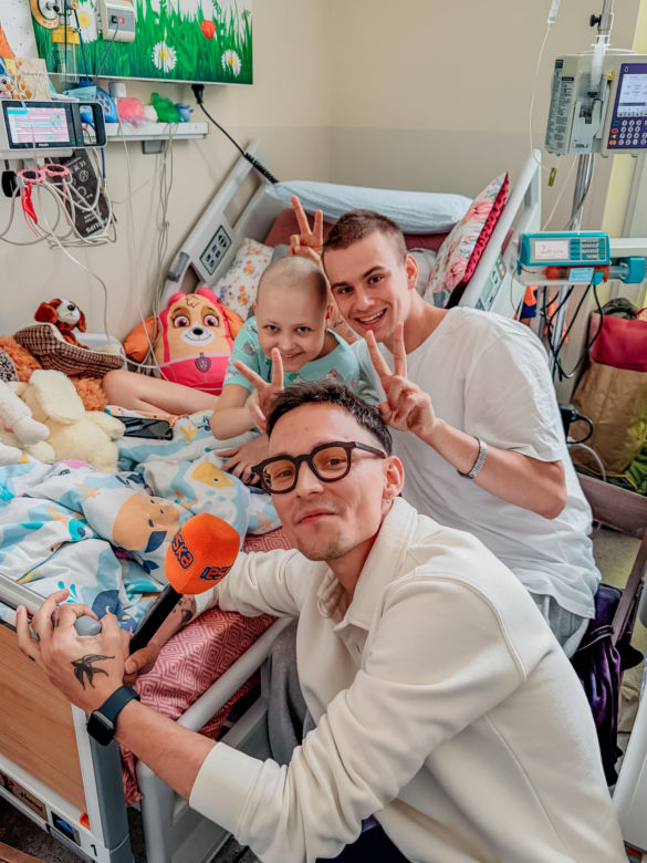 Mati Fuczyło i Łatwogang w szpitalu z Mają