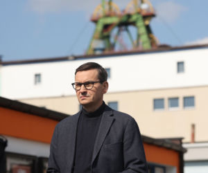 Premier Mateusz Morawiecki przed kopalnią w Zofiówce [GALERIA]