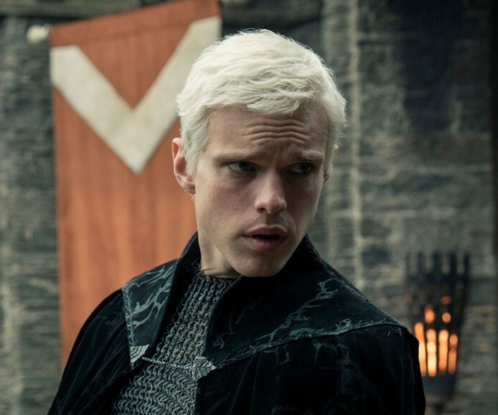 Finn Bennett jako książę Aerion Targaryen w drugim odcinku Rycerza Siedmiu Królestw