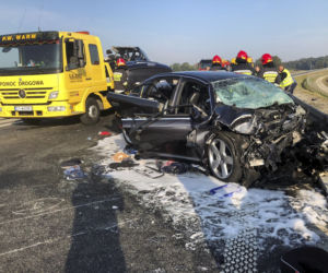 Dwie rodziny roztrzaskały się pod Nysą