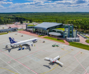 Rekordowy sezon na bydgoskim lotnisku. Ponad 100 tysięcy pasażerów czarterowych pierwszy raz w historii