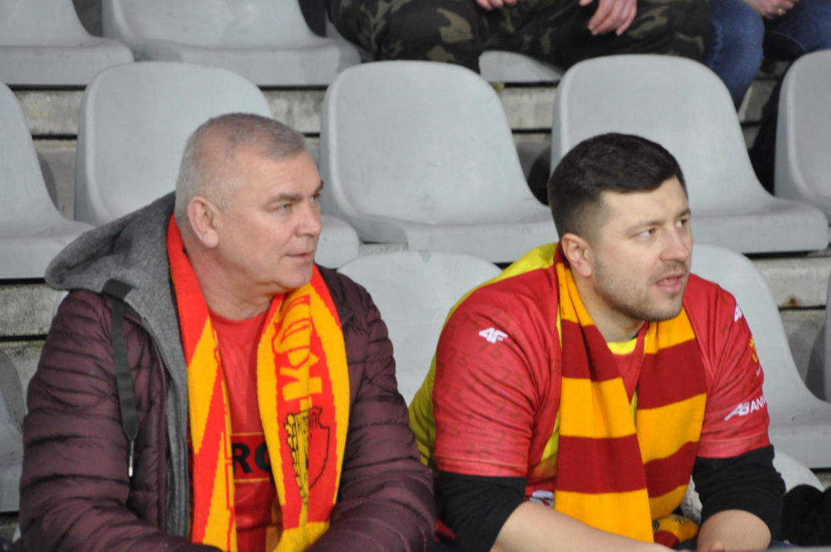 Korona Kielce - Legia Warszawa. Zdjęcia kibiców na Suzuki Arenie
