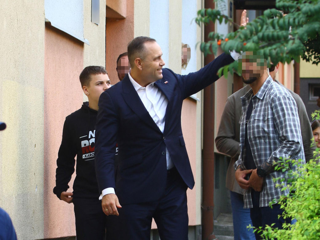 Prezydent Nawrocki zajrzał na stare śmieci